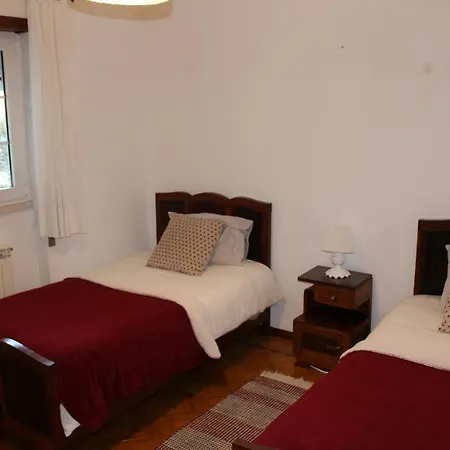 Quinta Da Mota, Estrada Nacional 8, Km 89 Ferienhaus